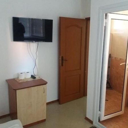 פומורי Guest House Ralitsa מראה חיצוני תמונה